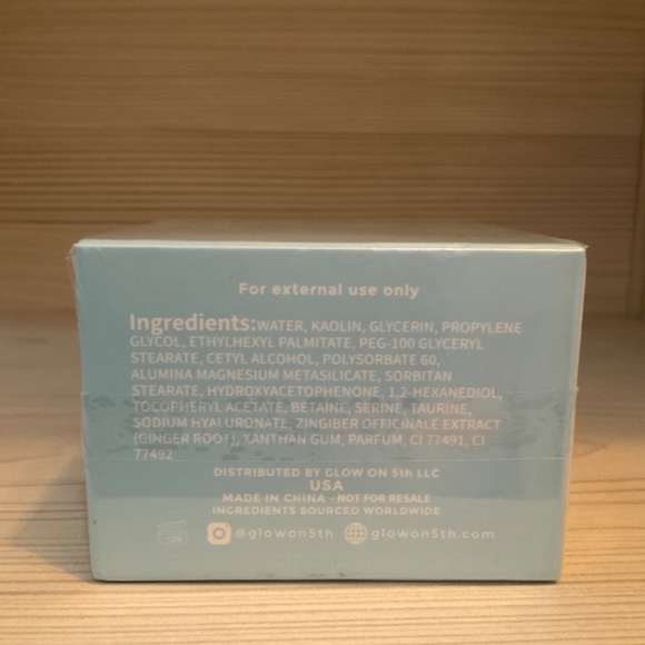 Brightening Mud Mask - Picture 2 of 6